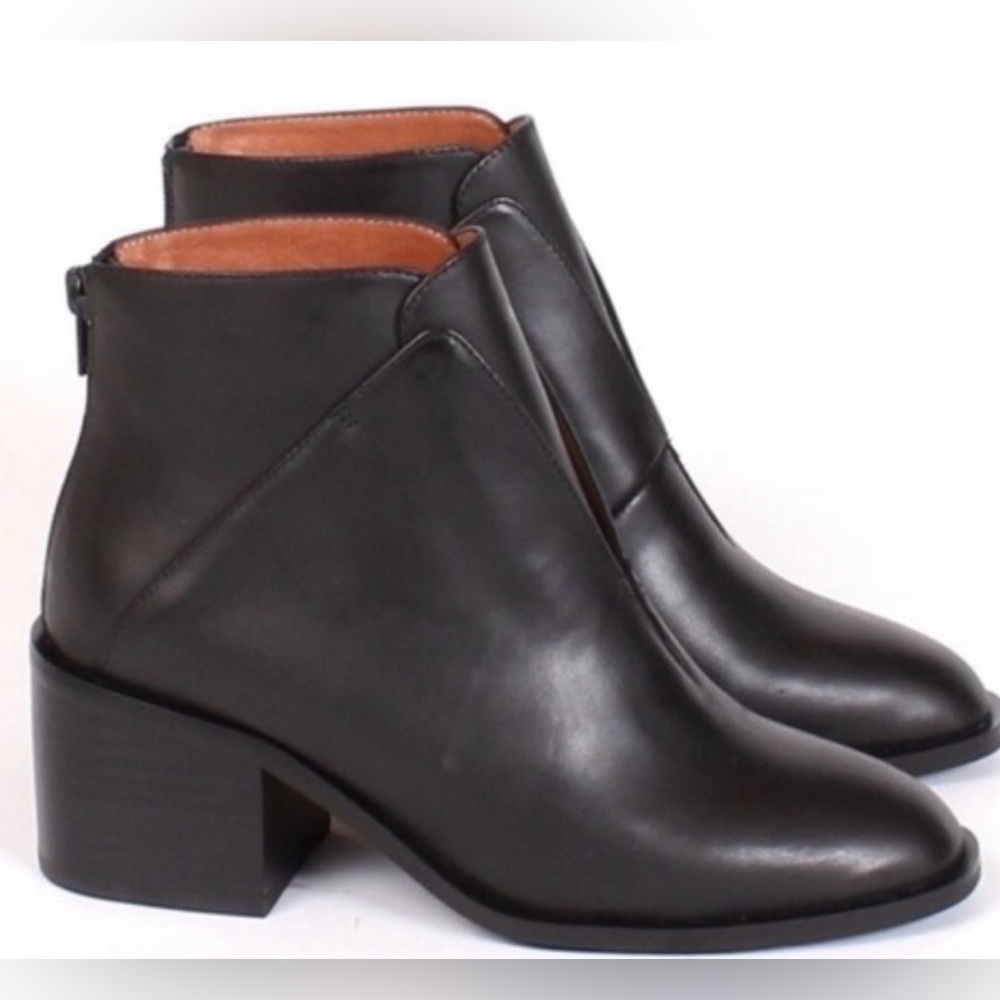 Jeffrey Campbell Jermaine leather bootie